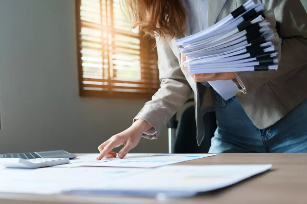 為什麼企業應該減少員工代墊?